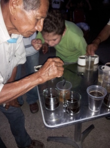 Filimon Mendoza cupping his own coffee 2_Zihua